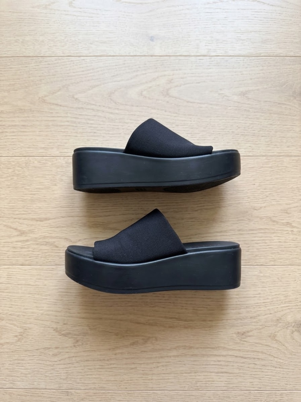 Vintage Bebe Y2K Black Stretch Fabric Chunky Platform Slide Sandals Size 7.5
